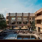 Hotel Aethra 4*
