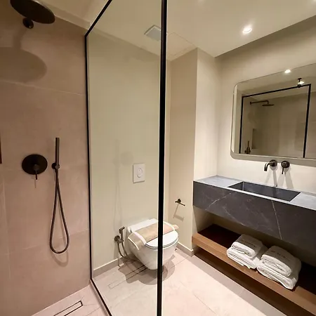 Aethra Hotel 4*